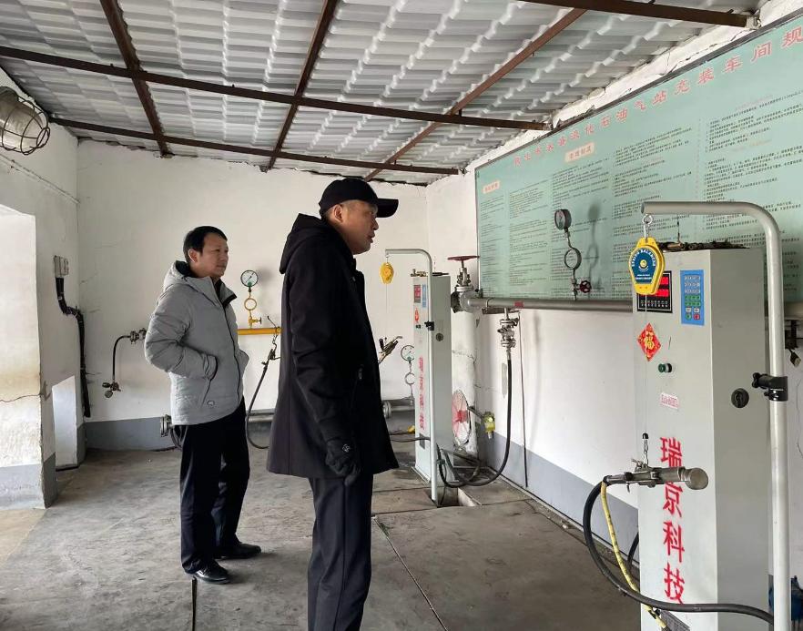 策马扬鞭走南闯北十字路口易迷失是指什么生肖?定量解答解释落实_bp22.77.99