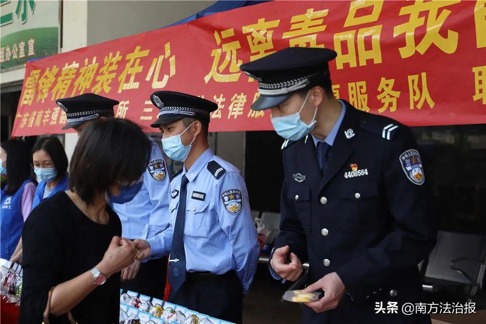 五马飞奔蓝天下是什么生肖，实时解答解释落实_c7a54.50.37