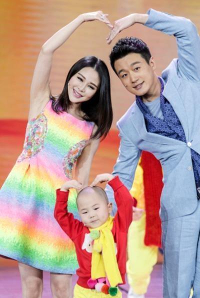 五马飞奔蓝天下是什么生肖，详细解答解释落实_1o83.53.48