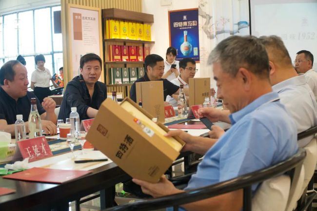 欲钱买虎虎生威的动物打一准确生肖，时代解答解释落实_3x651.69.50